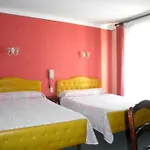La Pierre Lys Hotel