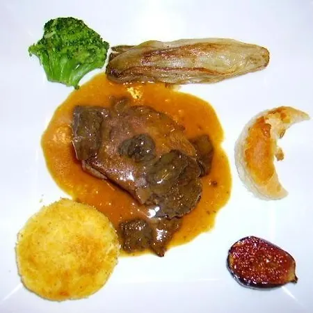 La Pierre Lys ホテル
