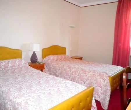 لا بيير ليس كويلان