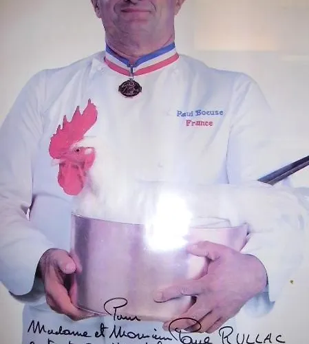 Hotel La Pierre Lys Quillan